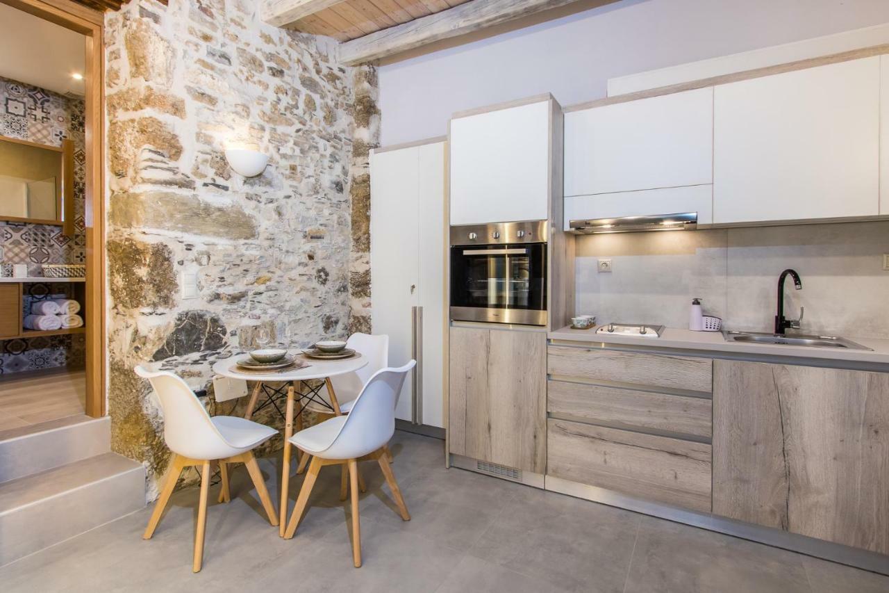 Stairs Homes & Suites Kamaria  외부 사진