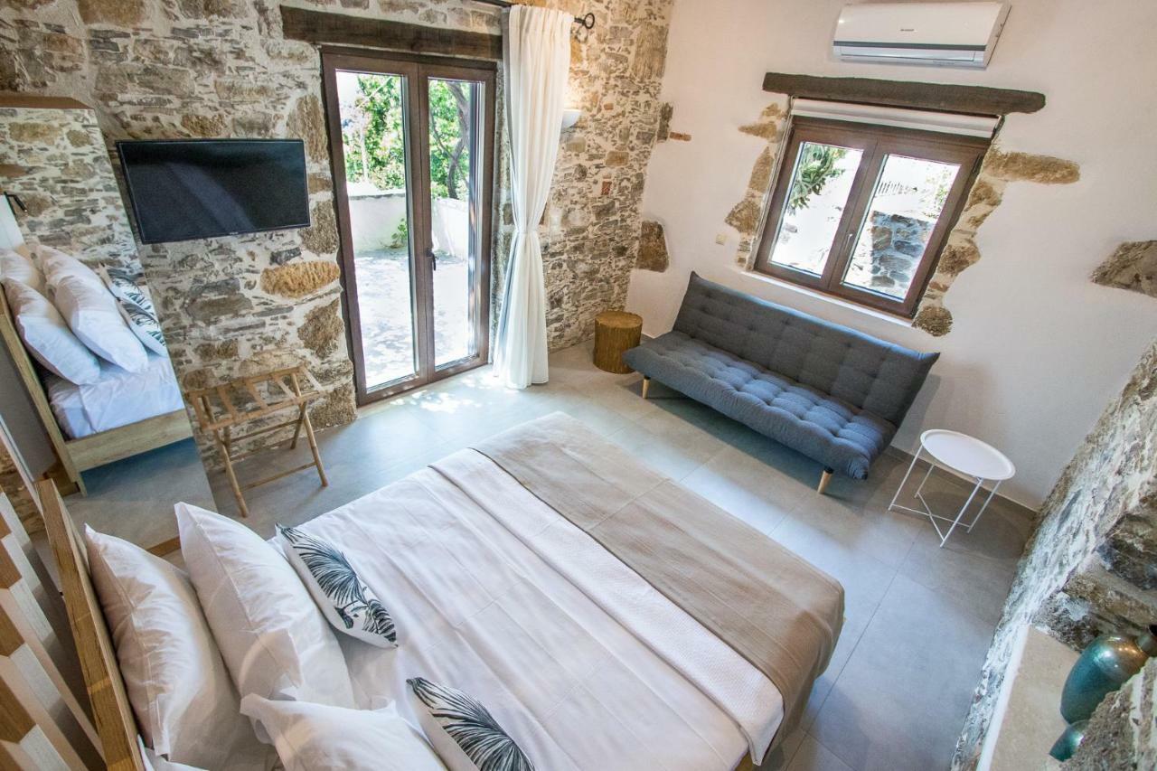 Stairs Homes & Suites Kamaria  외부 사진