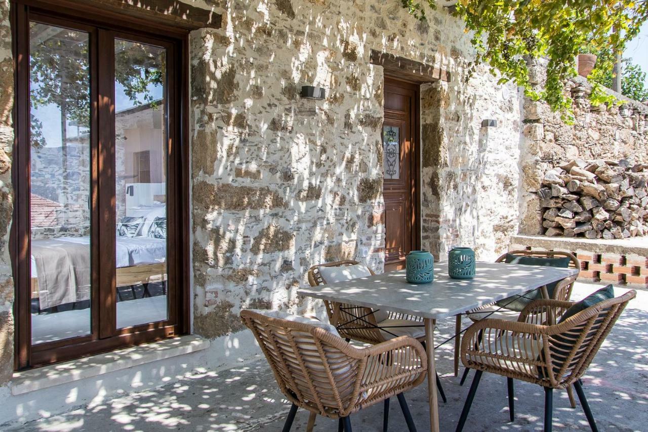 Stairs Homes & Suites Kamaria  외부 사진